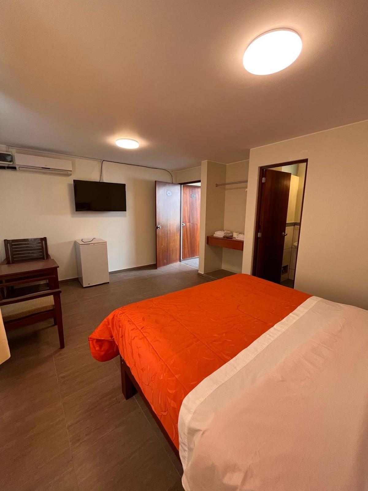 Boulevard Hotel Asia Buitenkant foto